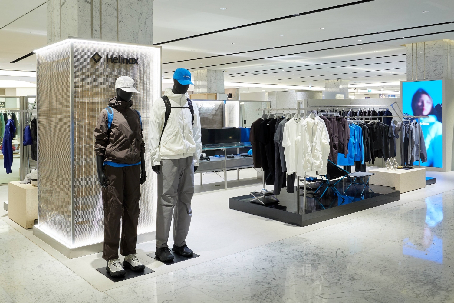 헬리녹스웨어, 첫 단독 오프라인 매장 오픈... 빅3 주요점 입점 2092-Image